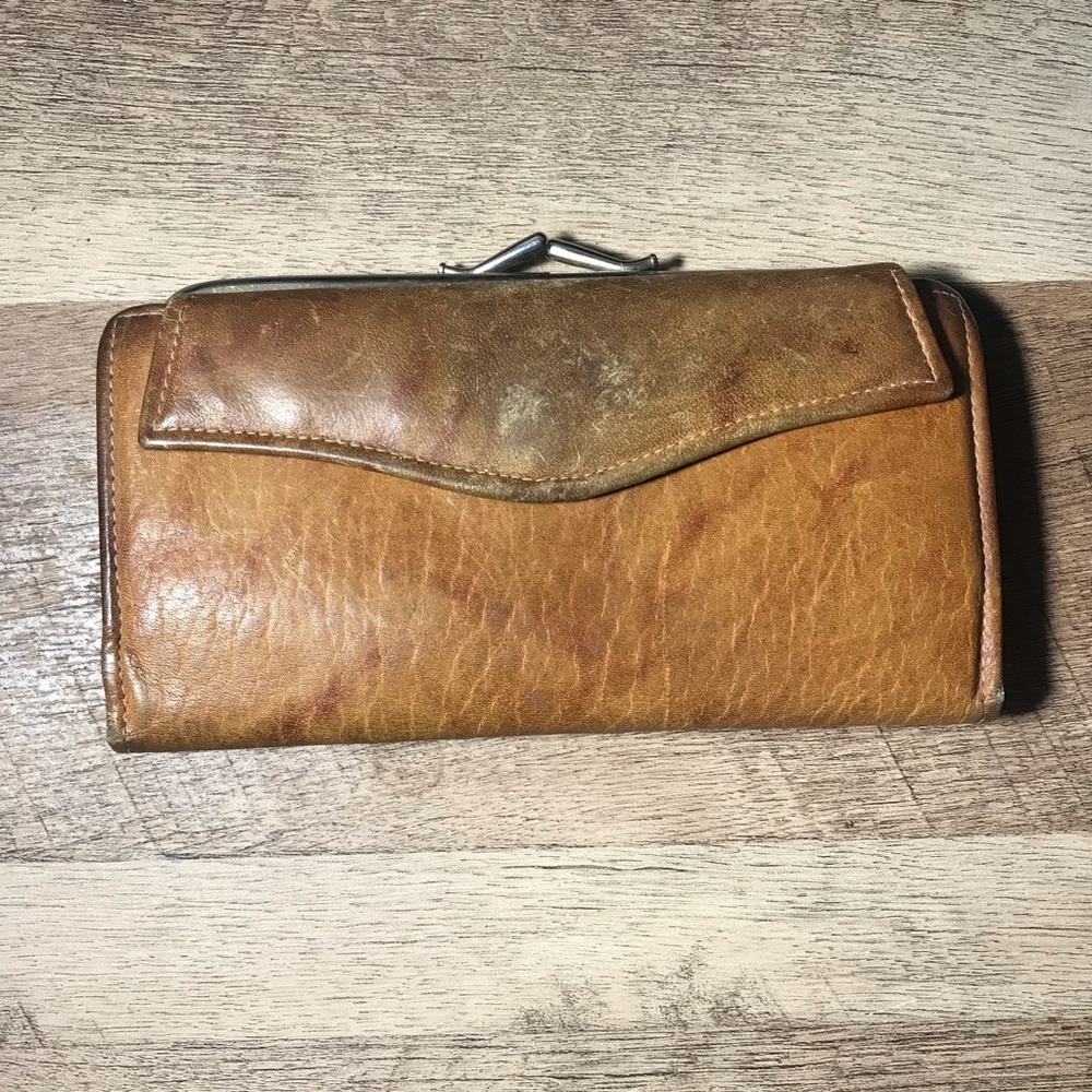 Vintage Glove Tanned Cowhide Wallet Worn-in